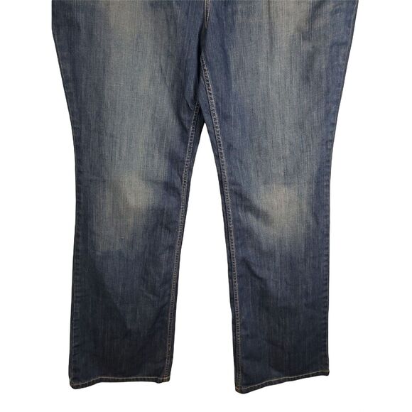 Mossimo Jeans Womens 18 Plus Size Bootcut Medium Wash Mid Rise Denim Bottoms - Picture 3 of 9